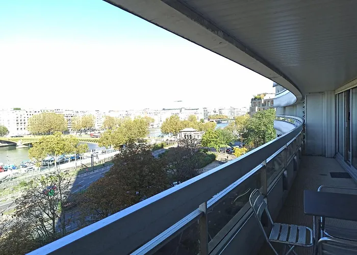 Quai Andre Citroen - Paris 15